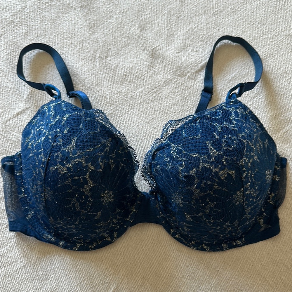 Victoria’s Secret 38C, Beautiful Blue Lace Demi Bra